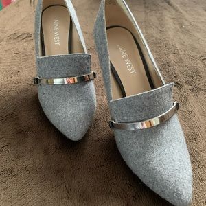 Nine West grey shoe size 5.5. Like new